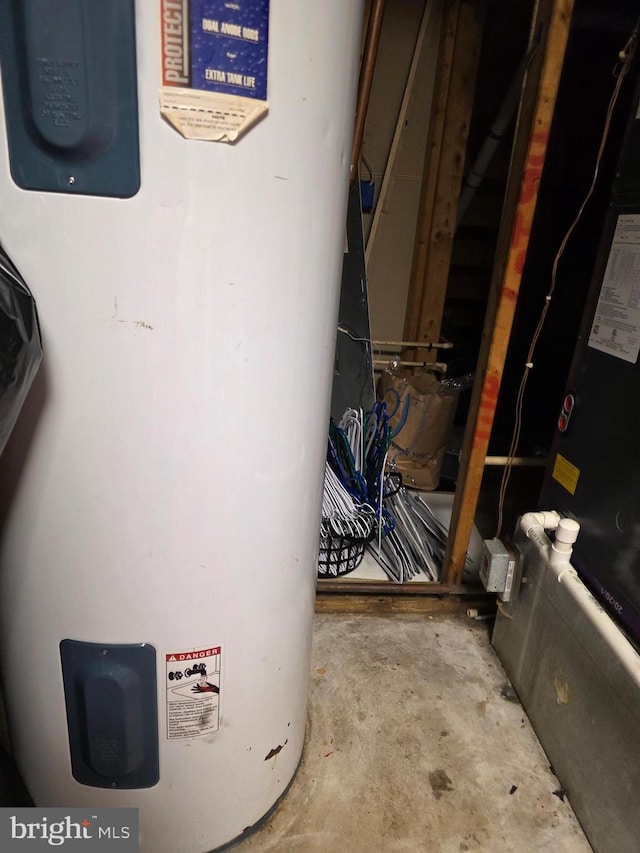 6529 Huntshire Dr, Elkridge, MD 21075 - utility room featuring water heater