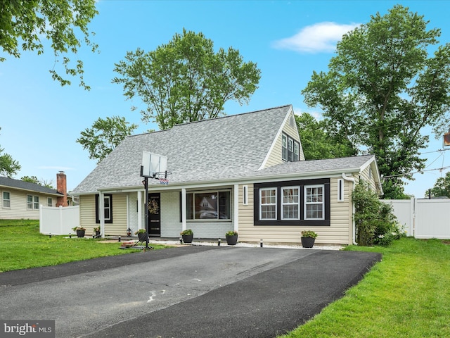 13222 Parson Ln, Fairfax, VA 22033 - view of front facade featuring roof with shingles and asphalt driveway
