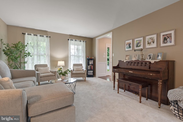 1817 Old Farm Ln, Lancaster, PA 17602 - living area featuring carpet flooring