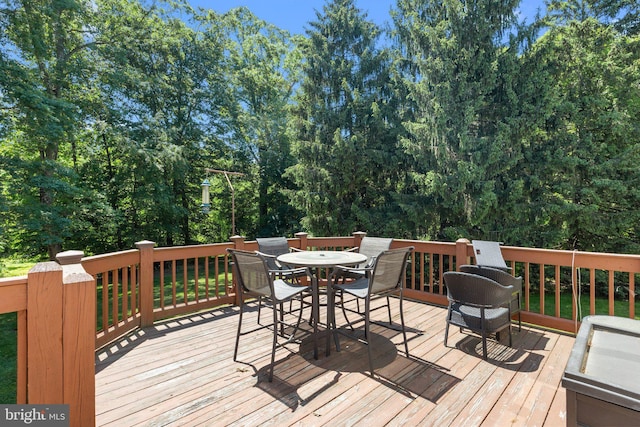 24 Rosette Ln, Richboro, PA 18954 - deck featuring outdoor dining space