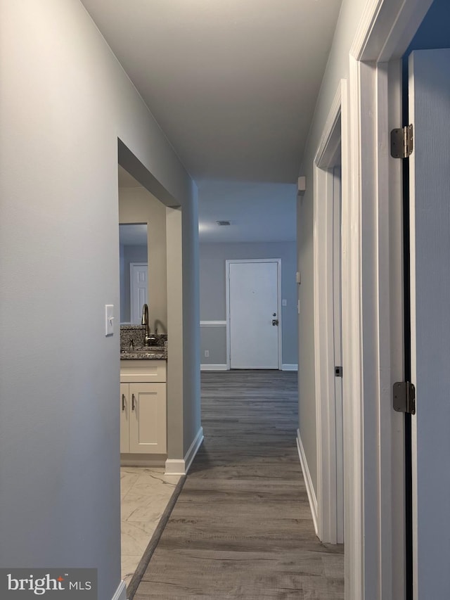 202 Grosvenor Lane 72 ( Apt. 3), Stafford, VA 22556 - hallway featuring baseboards