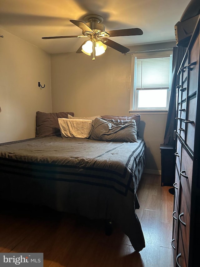 884 Main St, Pennsburg, PA 18073 - bedroom with wood finished floors and ceiling fan