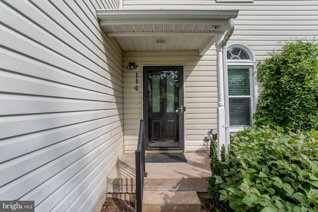 114 Pipers Pl, Chalfont, PA 18914 - entrance to property