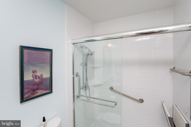 114 Pipers Pl, Chalfont, PA 18914 - bathroom with a stall shower and toilet