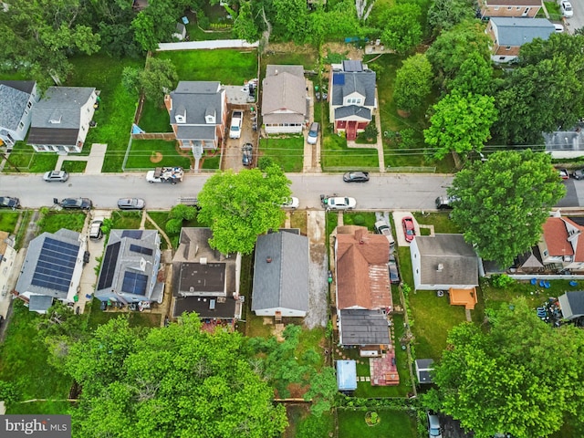 919 Mentor Ave, Capitol Heights, MD 20743 - aerial view of property and surrounding area featuring nearby suburban area