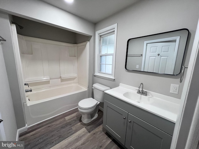 122 W N St, Waynesboro, PA 17268 - bathroom featuring wood finished floors, vanity, and washtub / shower combination