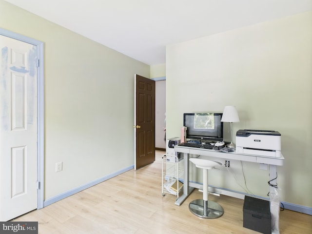 2101 Waterleaf Way, Bowie, MD 20721 - office space with wood finished floors and baseboards