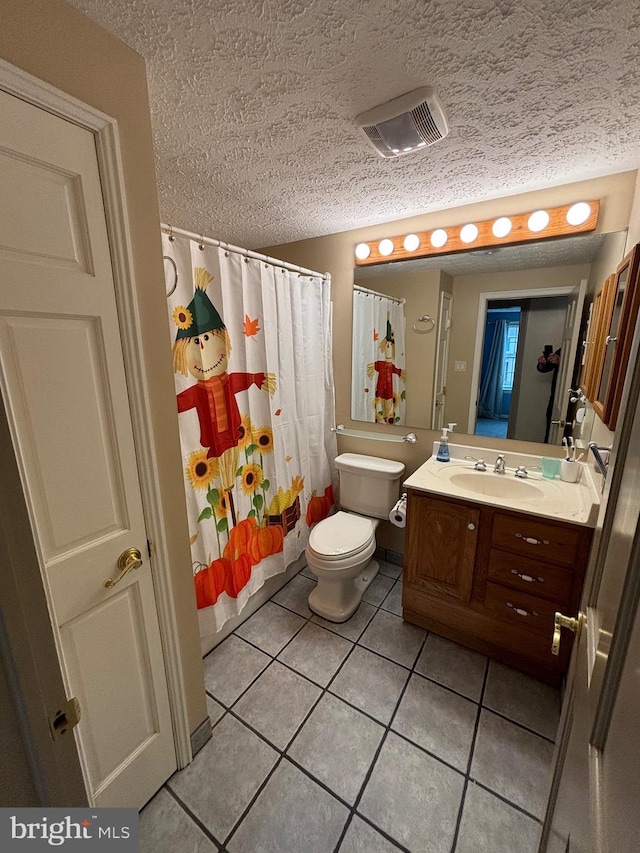 27 Dunlin Way, Sicklerville, NJ 08081 - bathroom featuring tile patterned flooring, vanity, a textured ceiling, and a shower with curtain