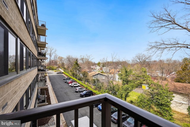 600 Roosevelt Blvd Unit 316, Falls Church, VA 22044 - view of balcony