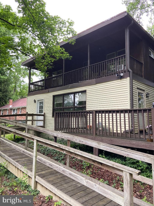 41 Spring Lake Dr, Clementon, NJ 08021 - view of front of home with a balcony and a deck