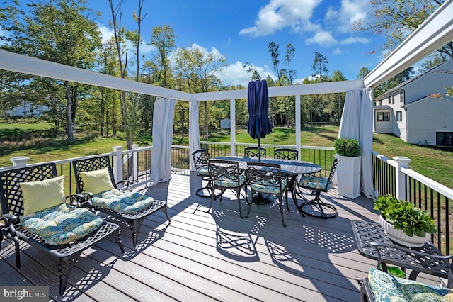 21 Walnut Grove Dr, Fredericksburg, VA 22406 - deck featuring outdoor dining space