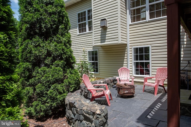 4 Monument Dr, Stafford, VA 22554 - view of patio / terrace with a fire pit