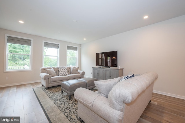 726 Switchman Rd, Media, PA 19063 - living area with hardwood / wood-style floors and recessed lighting