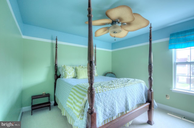 24 Brearly Dr, Sicklerville, NJ 08081 - carpeted bedroom with baseboards