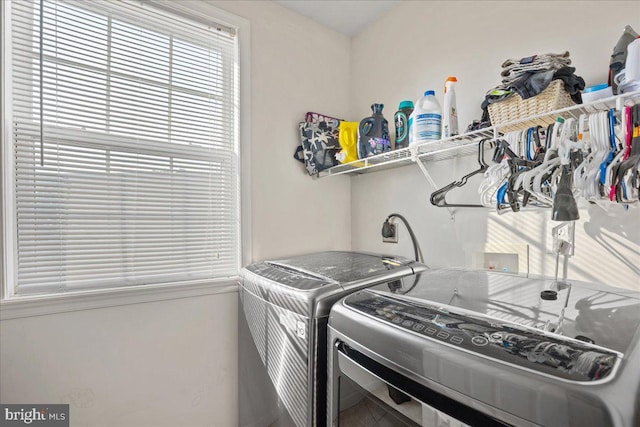 8255 Longpoint Rd, Baltimore, MD 21222 - washroom with washer and clothes dryer