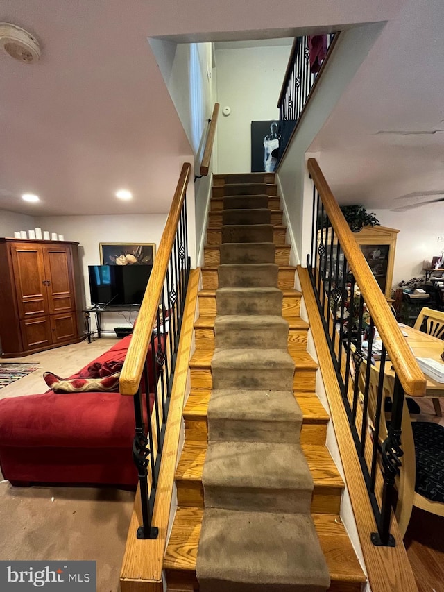 129 Laureba Ave, Stratford, NJ 08084 - stairway with recessed lighting