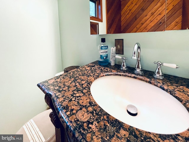 183 Radcliff Rd, Bushkill, PA 18324 - bathroom featuring vanity