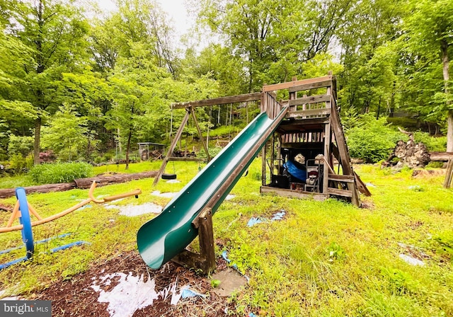 183 Radcliff Rd, Bushkill, PA 18324 - view of jungle gym