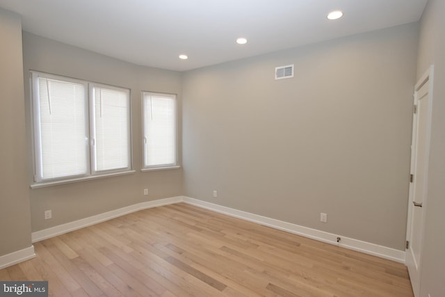 2417 N Hancock St, Philadelphia, PA 19133 - spare room featuring light wood-style floors and recessed lighting