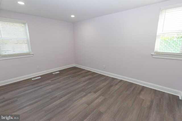 10040 Jeanes St, Philadelphia, PA 19116 - unfurnished room with dark wood-type flooring and recessed lighting