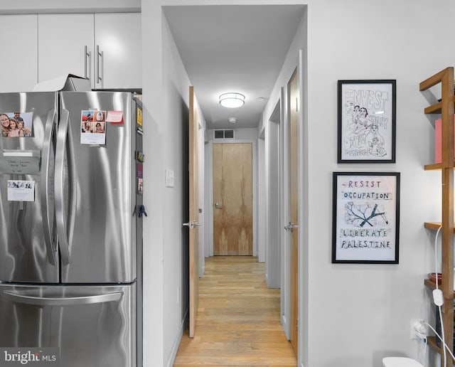 1800 S 16th St Unit B, Philadelphia, PA 19145 - kitchen with freestanding refrigerator and light wood finished floors