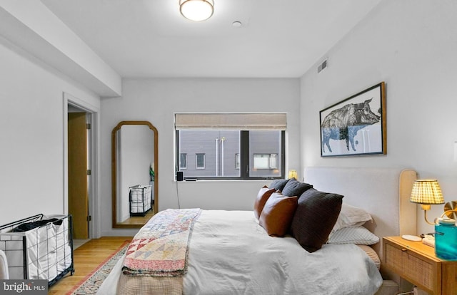 1800 S 16th St Unit B, Philadelphia, PA 19145 - bedroom with light wood finished floors