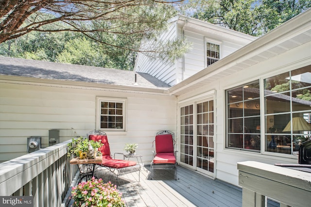 3010 Phyllmar Pl, Oakton, VA 22124 - view of wooden deck