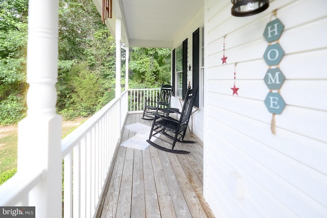 21481 Indian Bridge Rd, California, MD 20619 - view of porch