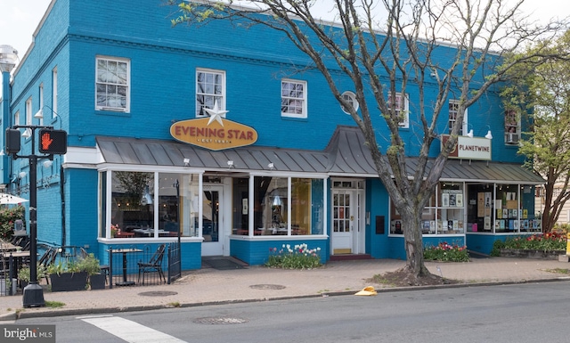 411 E Bellefonte Ave, Alexandria, VA 22301 - view of building exterior