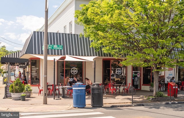 411 E Bellefonte Ave, Alexandria, VA 22301 - view of building exterior
