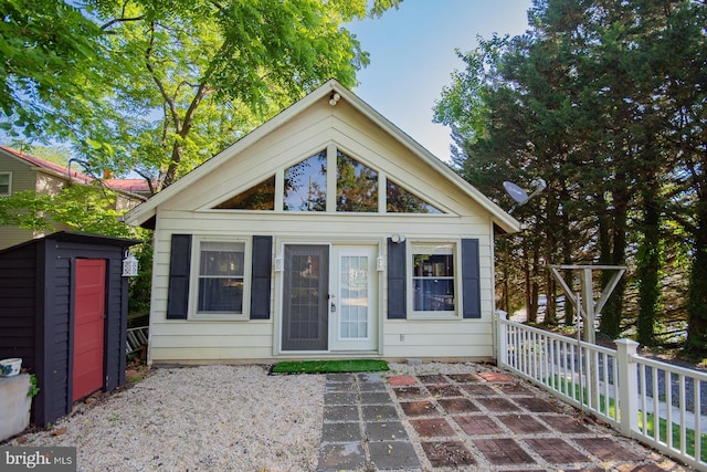 121 E James St, Winchester, VA 22601 - view of front of property with an outdoor structure