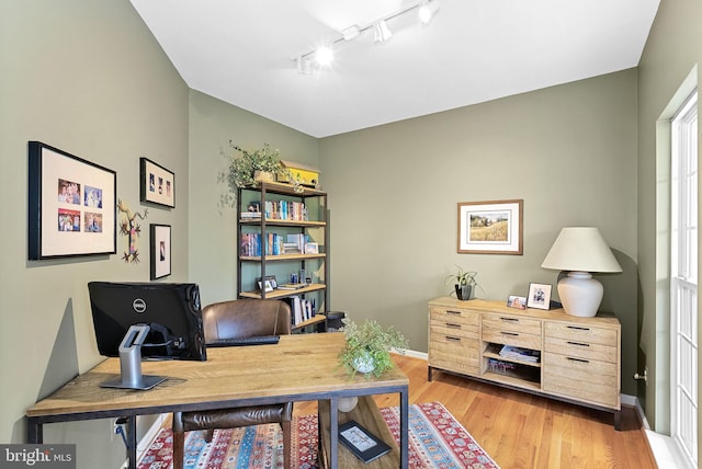 36453 Dwyer Ct, Round Hill, VA 20141 - office featuring rail lighting and light wood-style floors