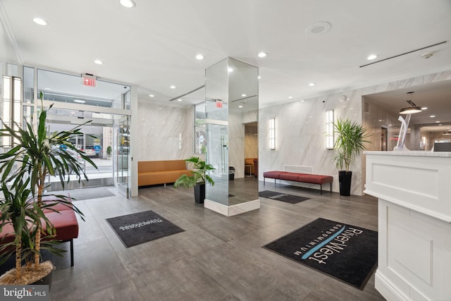 2101 Chestnut St Unit 909, Philadelphia, PA 19103 - building lobby with recessed lighting