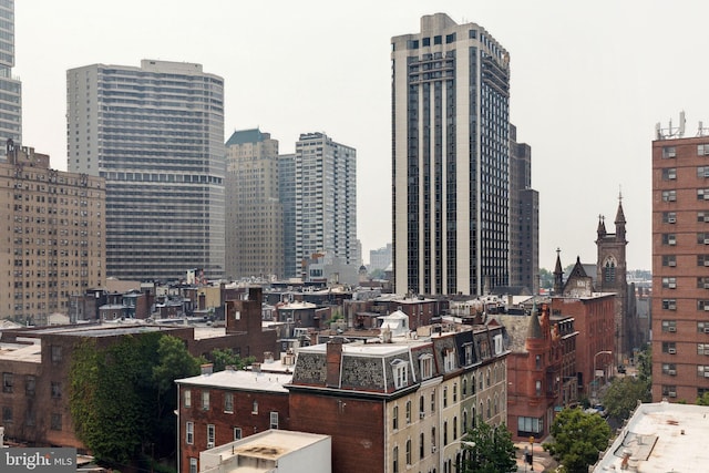 2101 Chestnut St Unit 909, Philadelphia, PA 19103 - view of city skyline