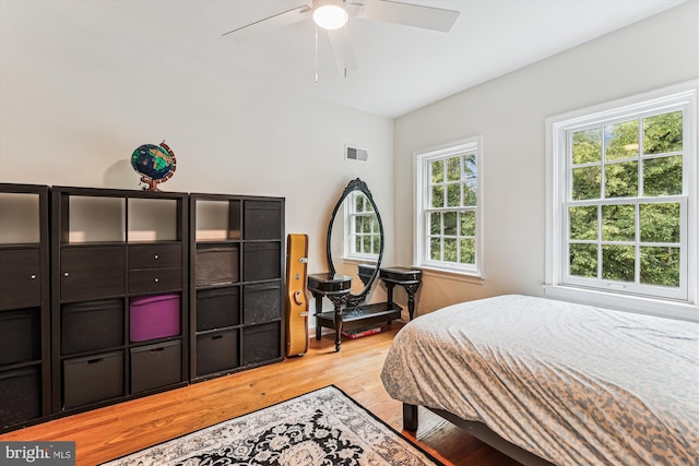 423 5th St SE, Washington, DC 20003 - bedroom featuring light wood-style flooring and ceiling fan