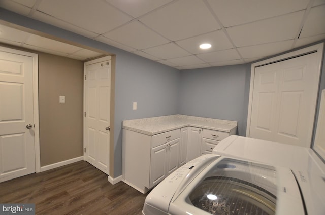 207 Maryland Ave, Newport, DE 19804 - laundry area with washer / dryer and dark wood-type flooring