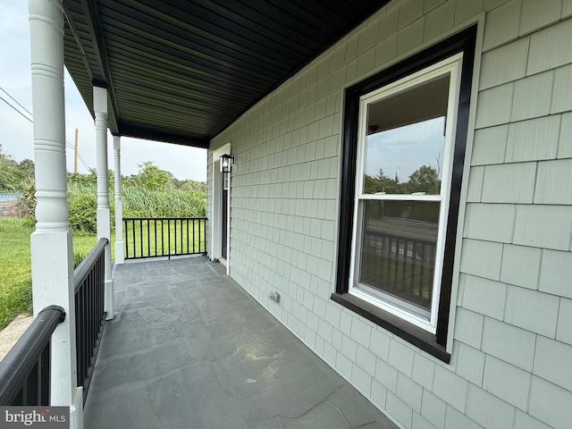 2 Schooner Landing Rd, Millville, NJ 08332 - view of porch