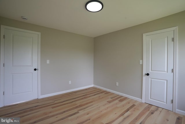 2 Schooner Landing Rd, Millville, NJ 08332 - empty room featuring light wood-style floors and a smoke detector