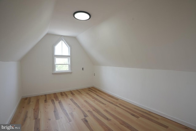 2 Schooner Landing Rd, Millville, NJ 08332 - bonus room with wood finished floors and vaulted ceiling