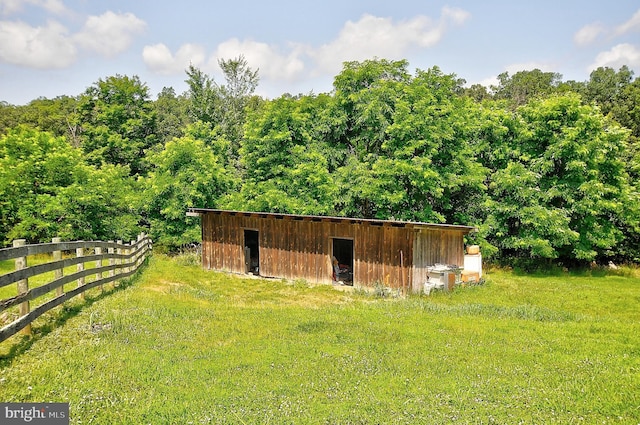 121 Sweetbriar Ln, Winchester, VA 22603 - view of pole building with a view of trees