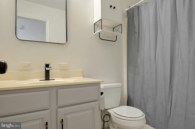 121 Sweetbriar Ln, Winchester, VA 22603 - bathroom with vanity and a shower with curtain