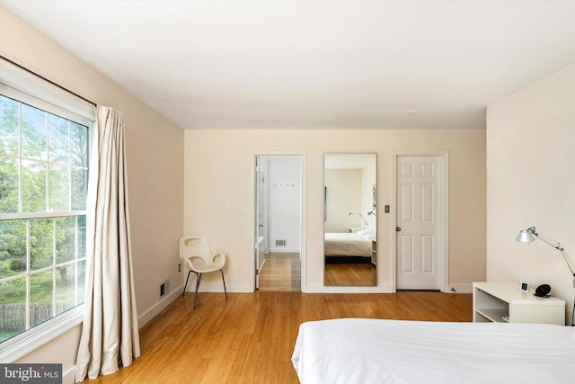 9 Hedgecroft Dr, Pennington, NJ 08534 - bedroom featuring light wood-style floors and baseboards