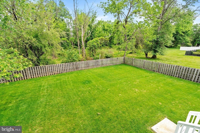 9 Hedgecroft Dr, Pennington, NJ 08534 - view of fenced backyard