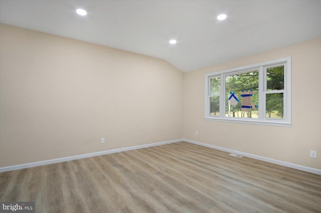 470 E Taunton Ave, West Berlin, NJ 08091 - spare room featuring light wood-type flooring, recessed lighting, and vaulted ceiling