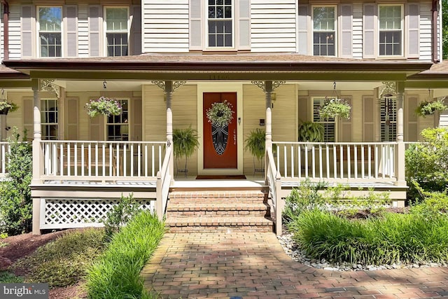 11166 Deuaughn Ct, Fairfax Station, VA 22039 - entrance to property featuring a porch