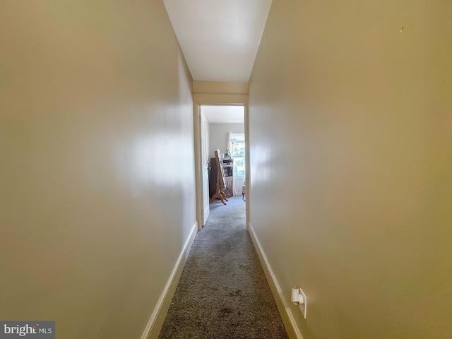 268 N Main St, Red Lion, PA 17356 - corridor featuring carpet floors and baseboards