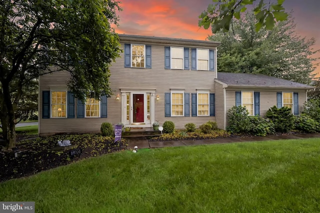 5900 Wayside Dr, Macungie, PA 18062 - colonial home with a front lawn