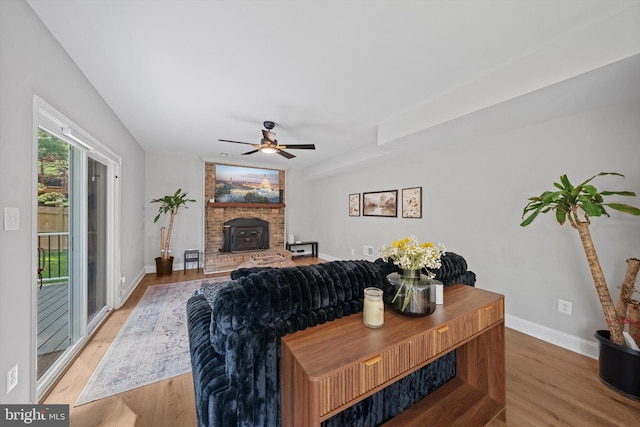 14731 Conway Dr, Manassas, VA 20112 - living area with light wood finished floors and ceiling fan