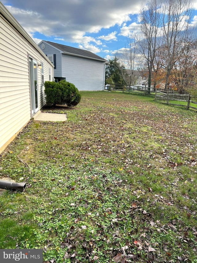 2177 Fawn Ct, Waldorf, MD 20602 - view of yard