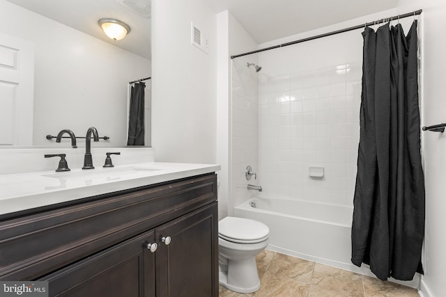 9 Fila Way, Sparks Glencoe, MD 21152 - bathroom with vanity and shower / bath combo with shower curtain